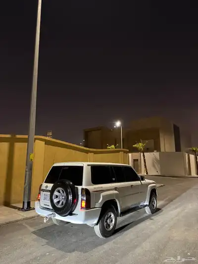 نيسان فتك 2009 سفاري 0