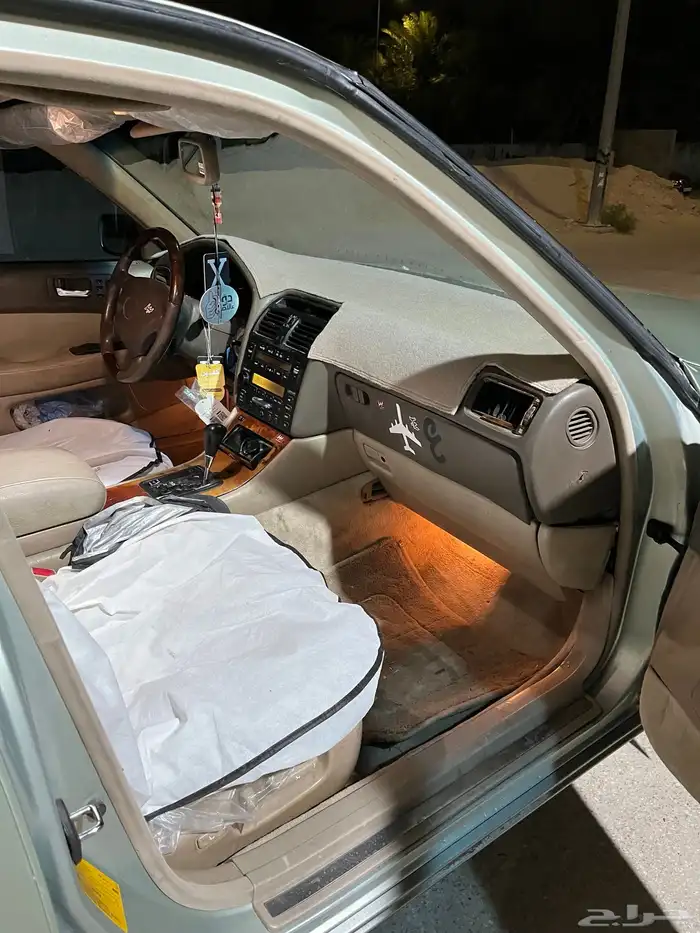 للبيع لكزز 400 LS 15