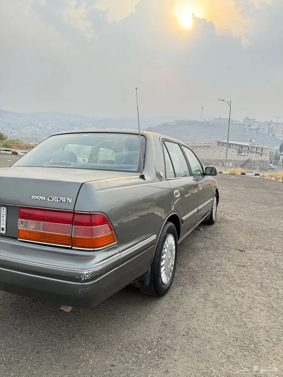 كراون 1998 4