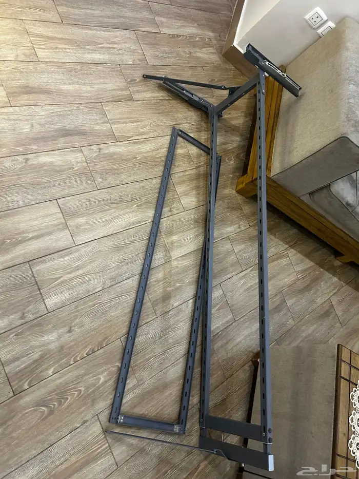 رفوف مطبخ نظيفة جدا وشكلها مودرن (ترولي) 2