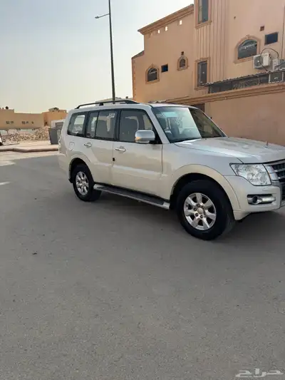 ميتسوبيشي باجيرو 2016 V6 1