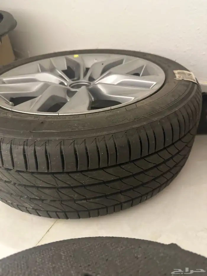 للبيع قطع غيار افالون 22 جميع القطع موجوده 5