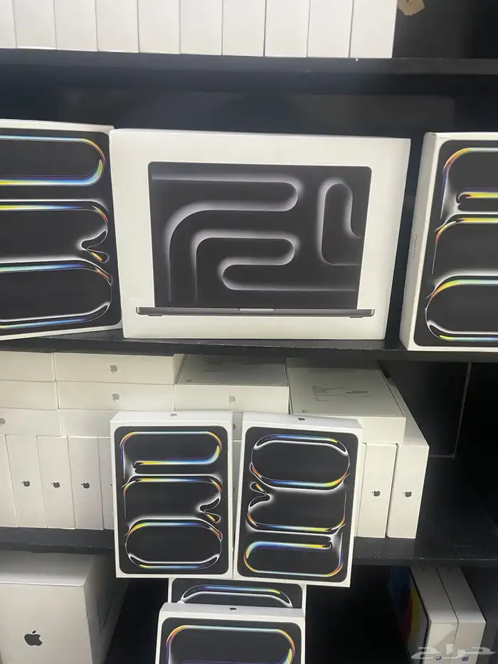 ماك بوك برو واير M4 M3 0