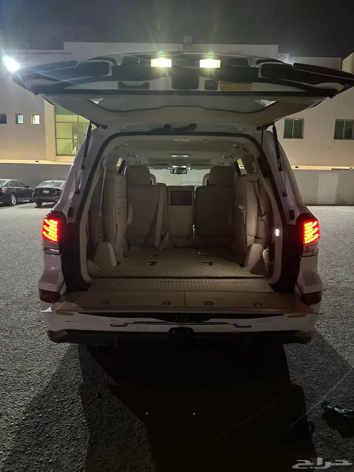 جيب لكزس LX570 8