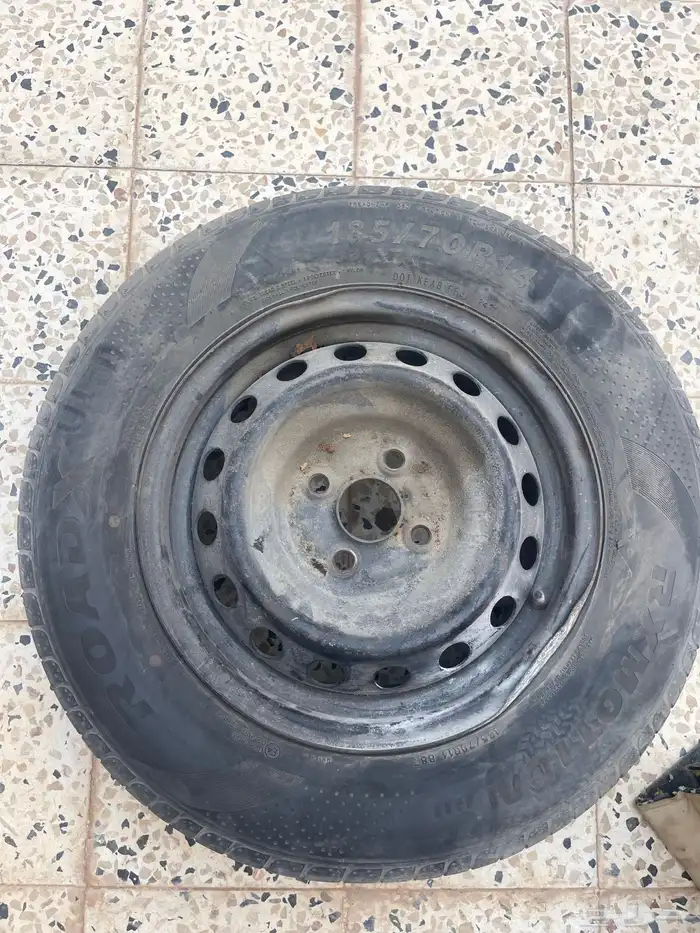 جنط يارس لبيع 0