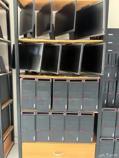 كمبيوتر مكتبى بسعر الجملة معالج i7 مع كارت شاشة ب 1000 sr 4