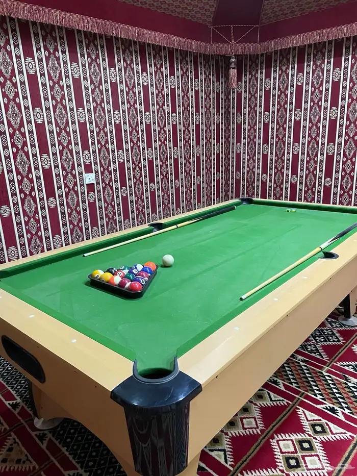 طاولة بلياردو 1
