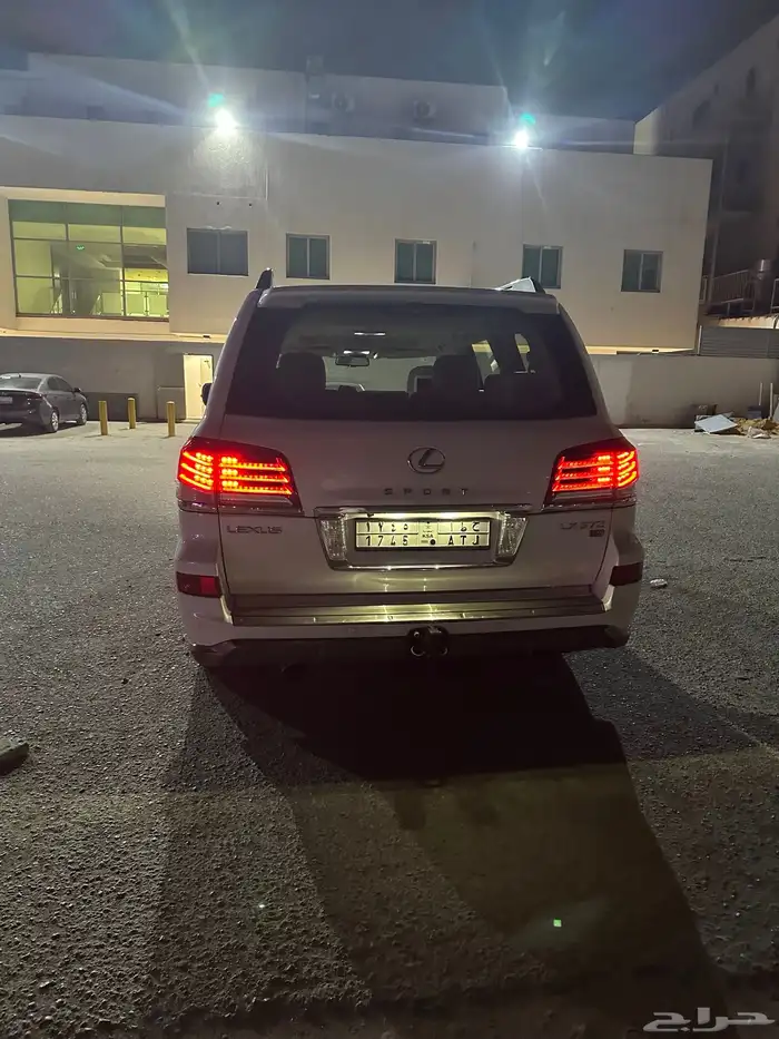 جيب لكزس LX570 17