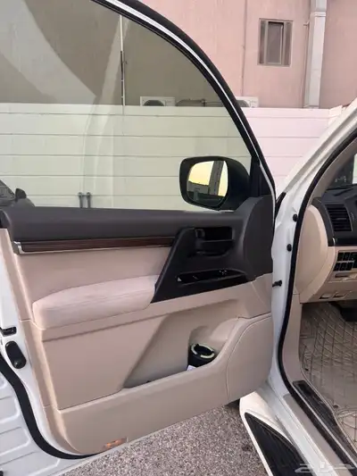 لاندكروزر 2019 GXR جراند تورنق 14