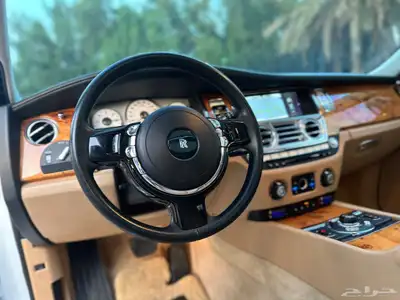 رولز رويس قوست 9