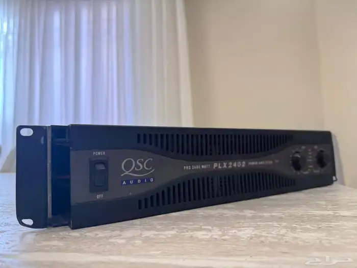امبلي فاير qsc 2400 watt امريكي مع سلكين نيوتريك 0