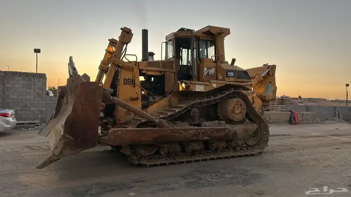 للبيع بالدوزر كتربلر D9N بطاقه جمرك 4