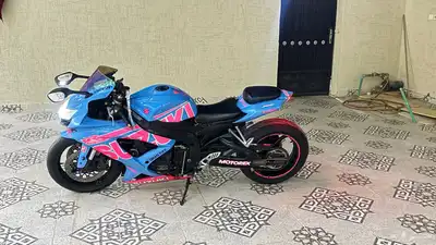 دباب ريس سزوكي مقاس600 موديل2008 0