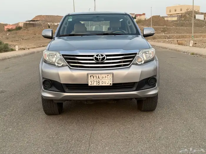 تم البيع فورشنر 2015 4 سلندر بدون دبل مخزن وكالة 13