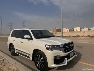لاندكروزر 2019 GXR جراند تورنق 0