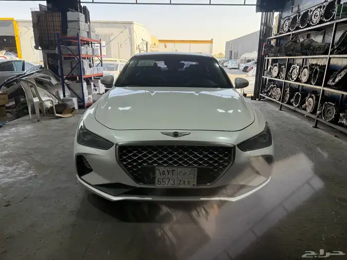 جنسس g70 نظيفة جدا للبيع 4
