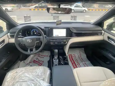 للبيع تويوتا كامري LE. 2025 سعودي جديد 10