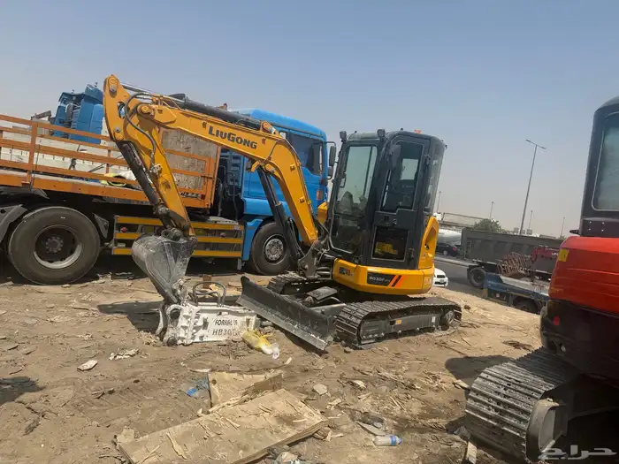 بوكلين منى صغير 2025حفار للايجار تاجير حفار صغير بوكلين 1