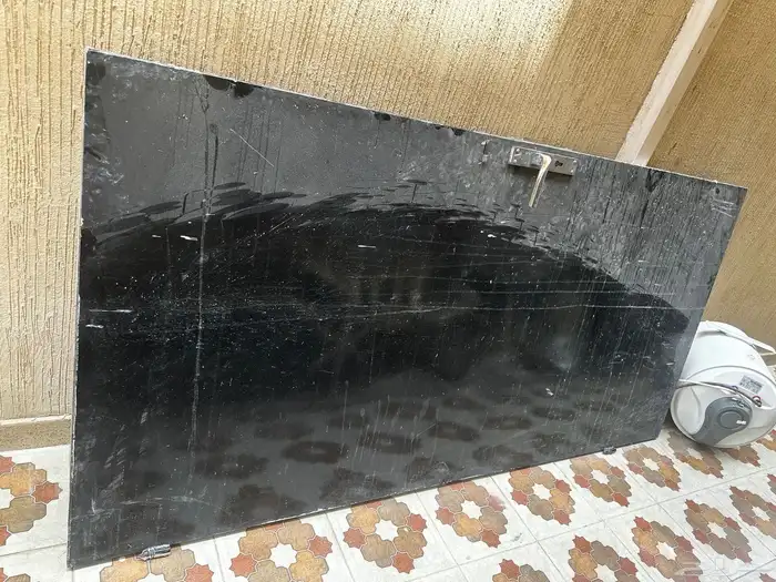 باب حديد 0