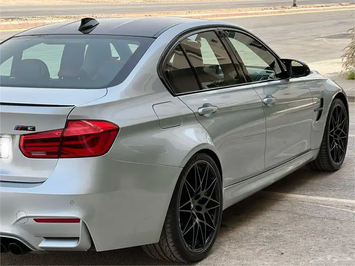 BMW M3. 2018 8