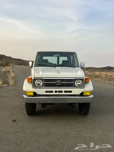 تويوتا جيب ربع 1998 13