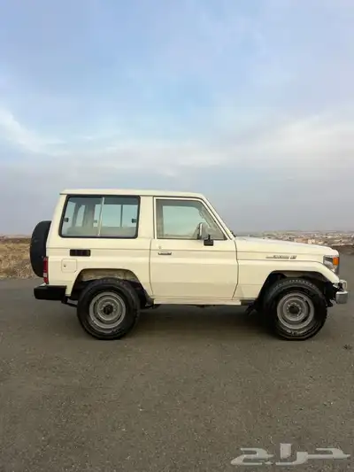 تويوتا جيب ربع 1998 11