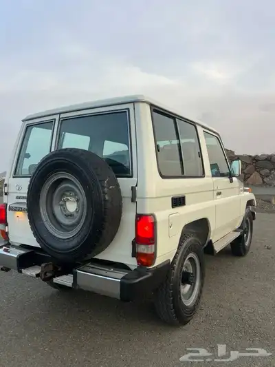 تويوتا جيب ربع 1998 16