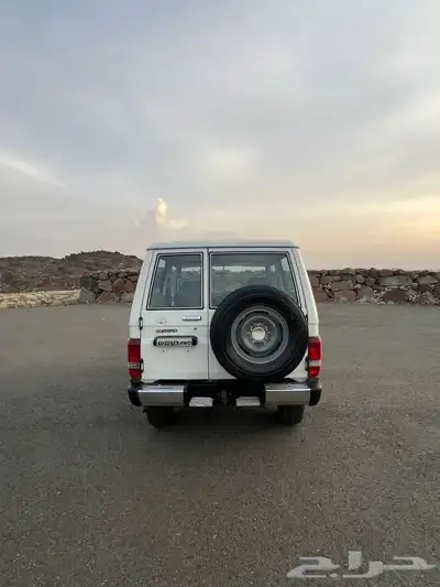 تويوتا جيب ربع 1998 9