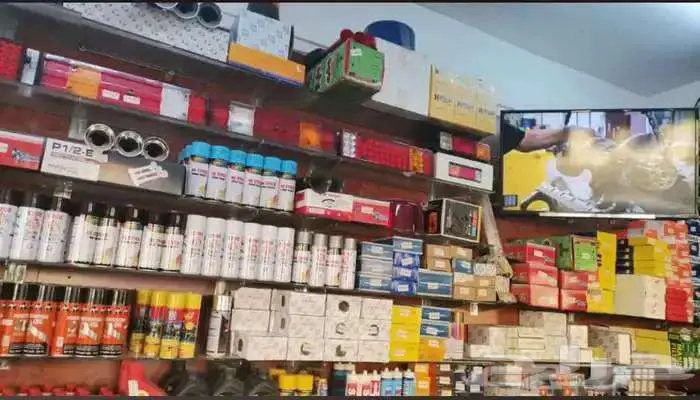 نخبة المملكة لقطع الشاحنات مرسيدس مان فولفو... 19