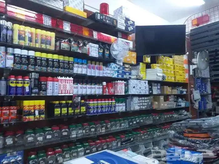 نخبة المملكة لقطع الشاحنات مرسيدس مان فولفو... 85