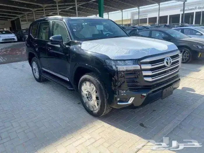 تويوتا لاندكروزر GXR L4 بنزين 2025 - اسود 2