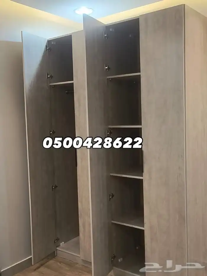 دولاب الملابس 0