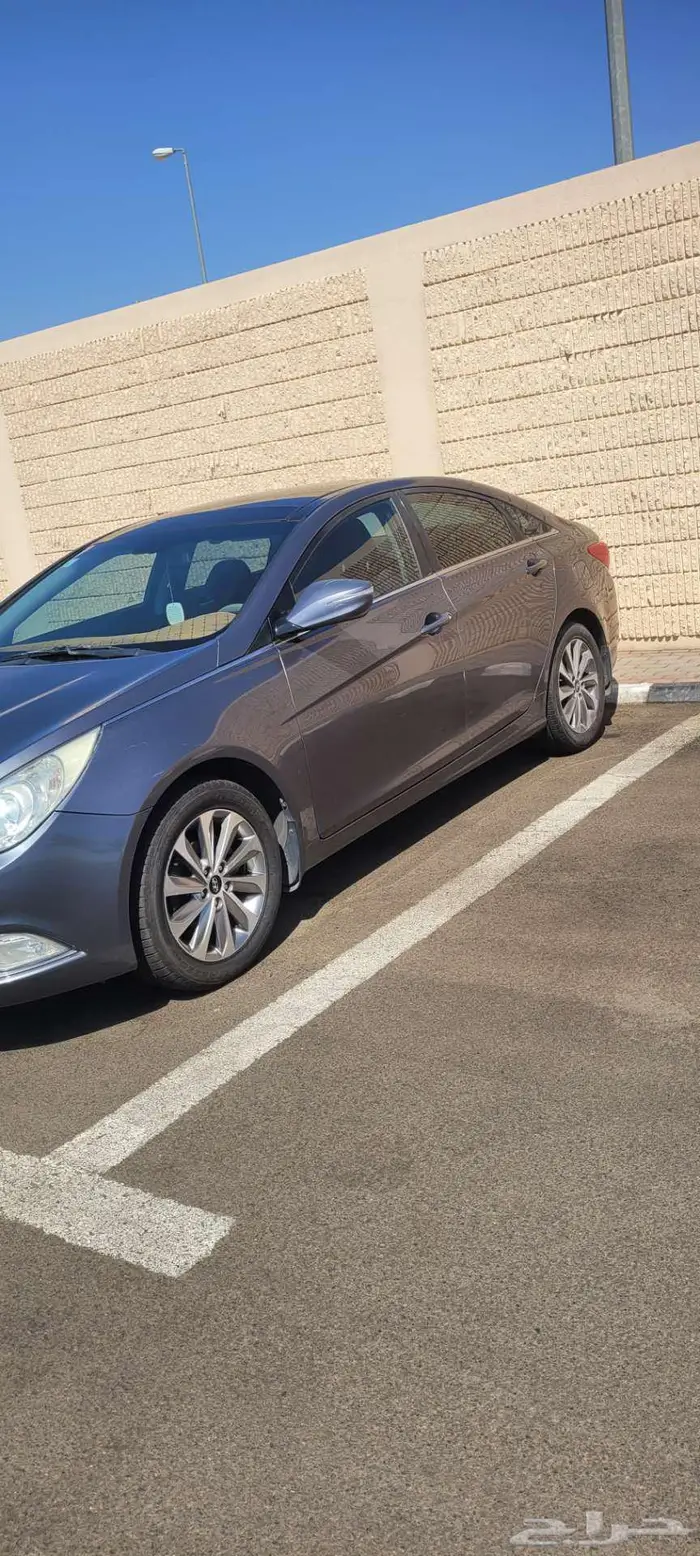 سوناتا 2014 للإيجار شهري بشرط استخدام شخصي وليس مناديب توصيل 0