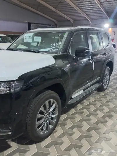لاندكروز GXR L4 اسود 1