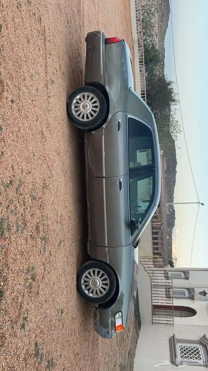 فورد ماركيز موديل 2000 1