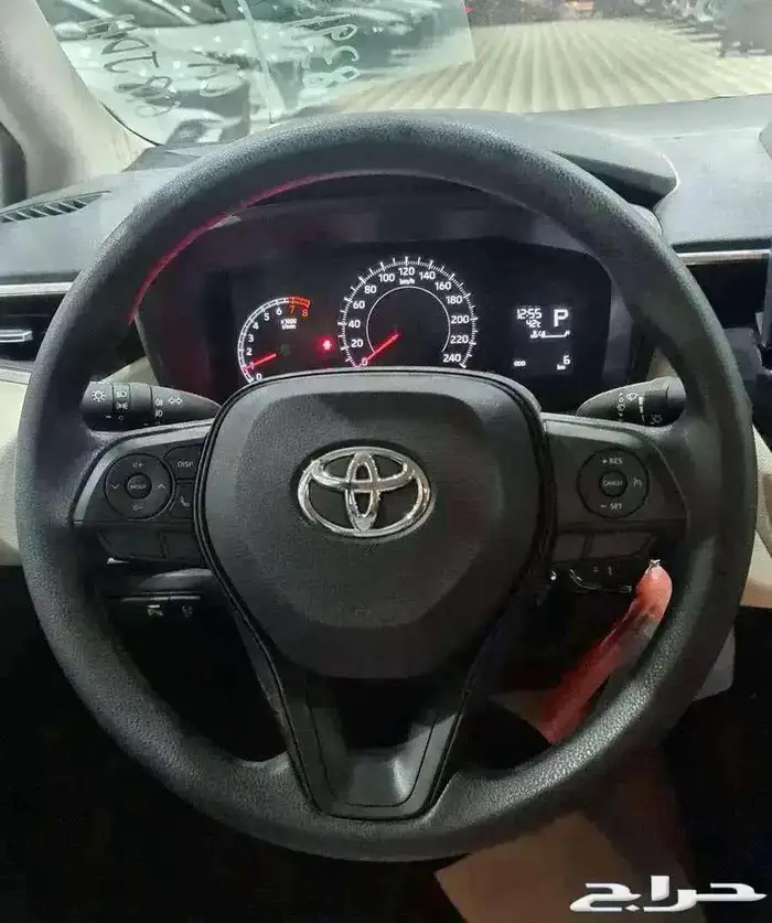 تويوتا كورولا XLI مطور 2025 كاش واقساط 4