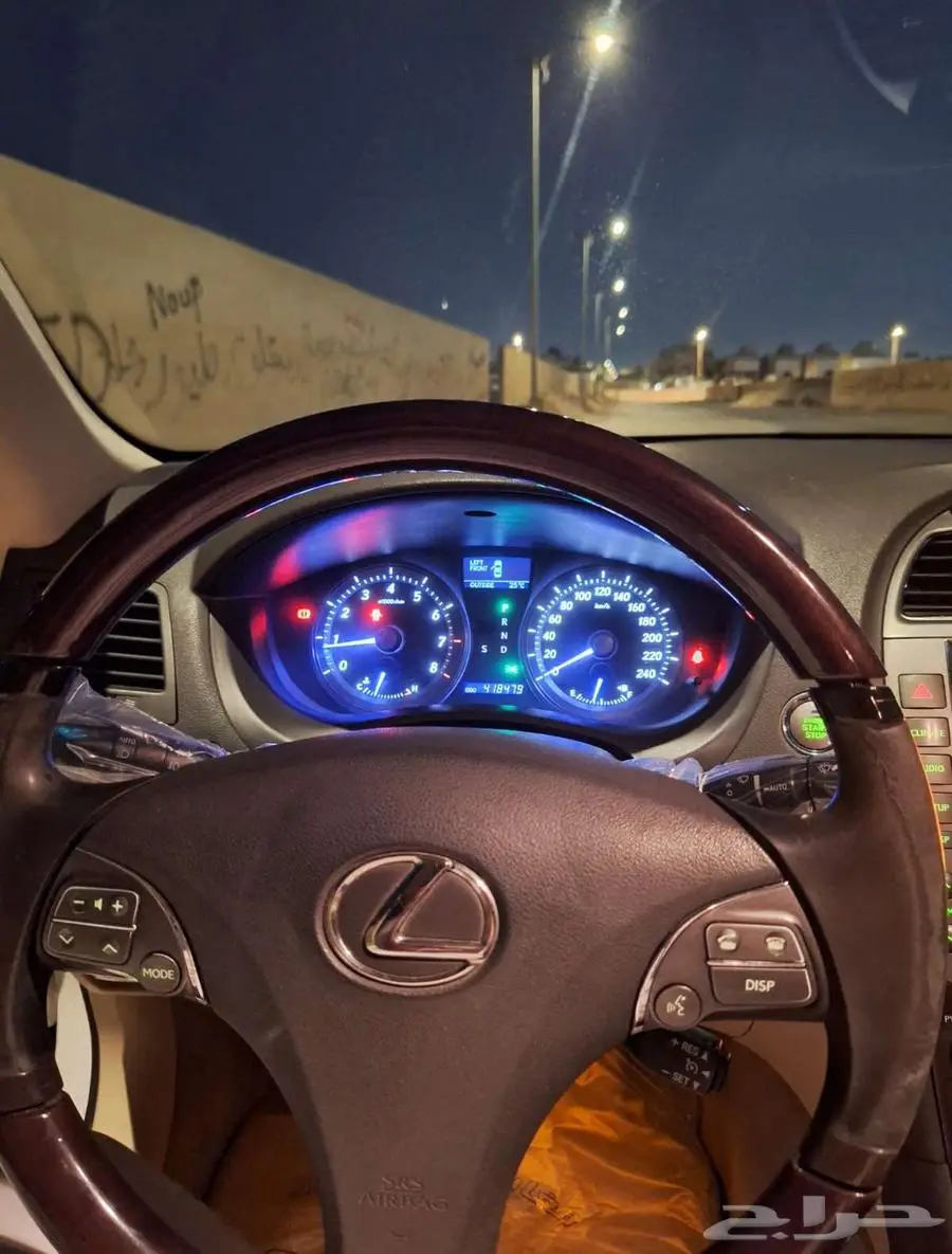 لكزس ES 350 2011 1