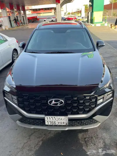 Hyundai Santfe 2023 3