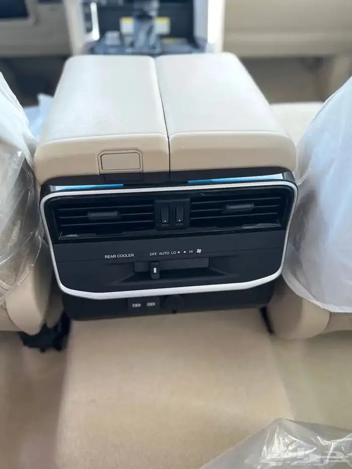 تويوتا لاندكروزر GXR L4 بنزين 2025 - اسود 12