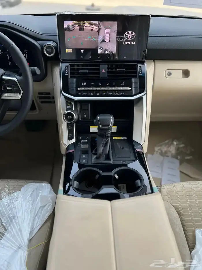 تويوتا لاندكروزر GXR L4 بنزين 2025 - اسود 13