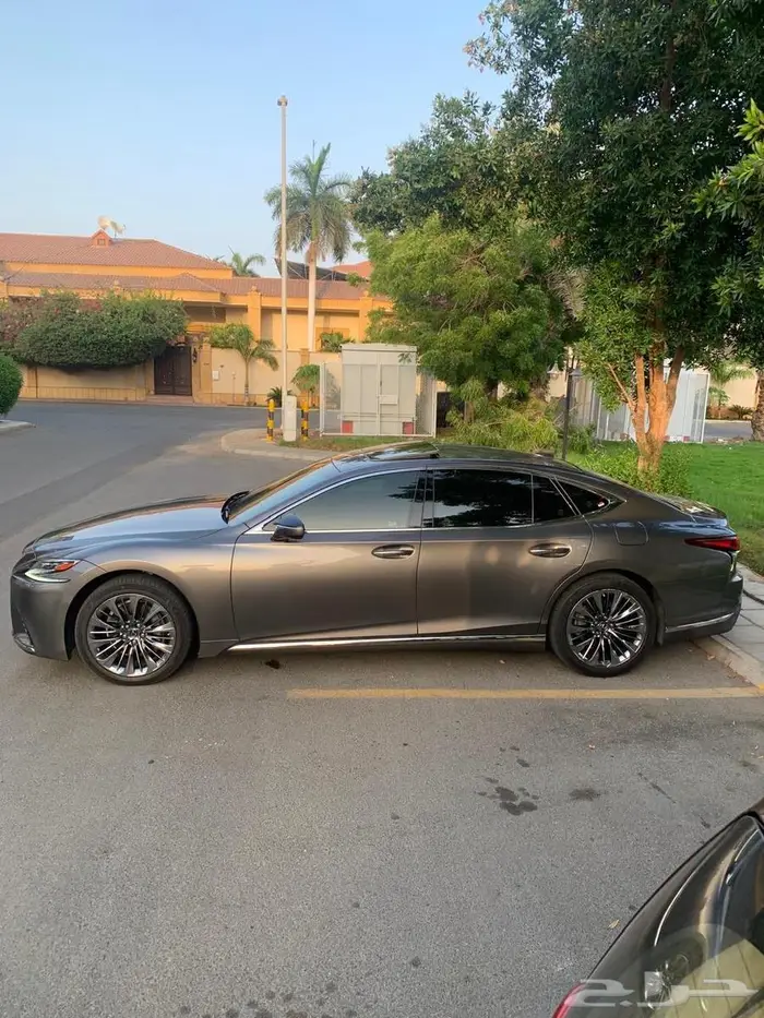ليكزس 2019 LS500 26