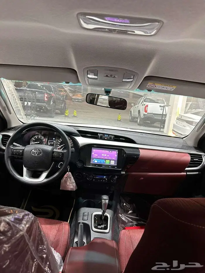 هايلوكس غمارتين GLX.S 4 4 اوتوماتيك بنزين بريمي 2025 3