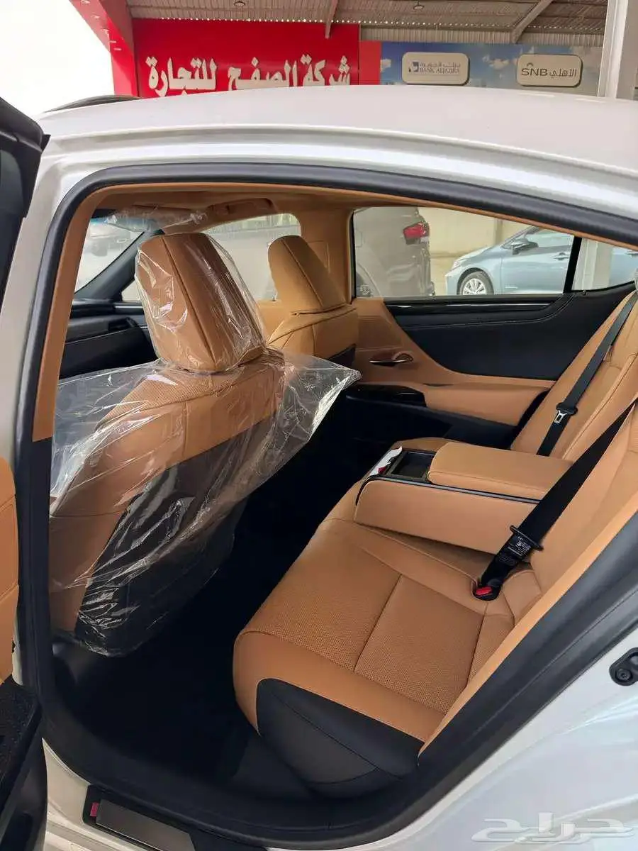 لكزس ES250AA موديل 2025 6