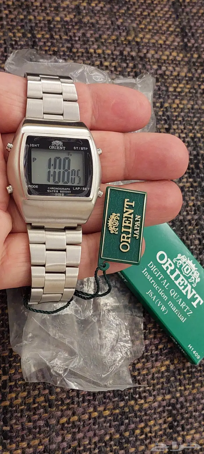 ساعة جديدة مخزنة فوق أربعين سنة نوع أورينت رجالي يابانية 2