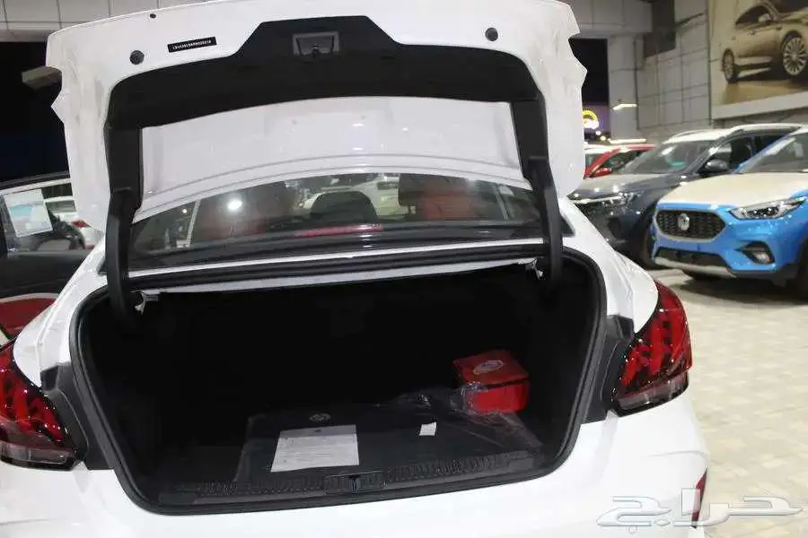 MG GT فول كامل 2023 8