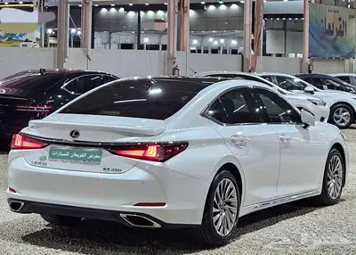 لكزس 2023..ES.350 16