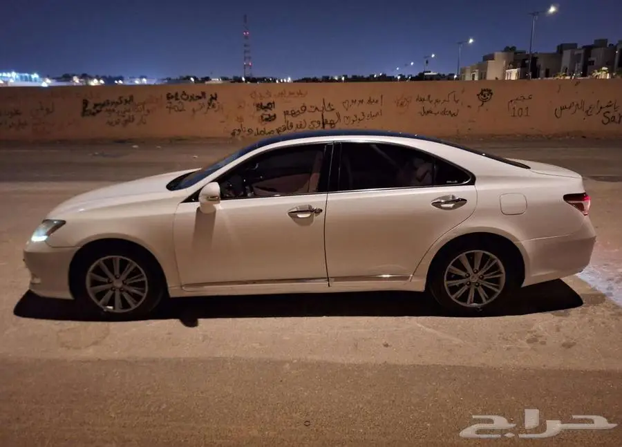 لكزس ES 350 2011 2
