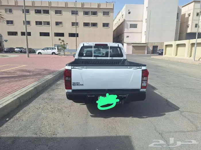 بيكب ايزوسو 2022 قير عادي 2022 1