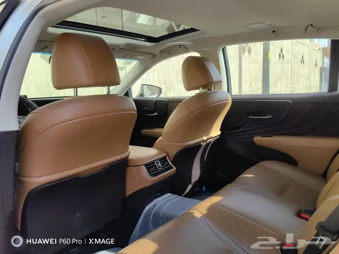 لكزس LS. 500AH هايبرد موديل 2019 13