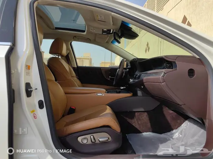 لكزس LS. 500AH هايبرد موديل 2019 9